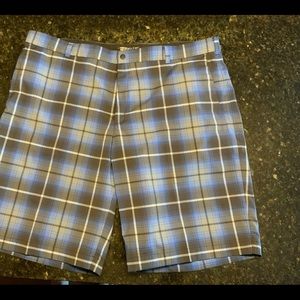 Nike DriFit Golf Shorts - Size 42